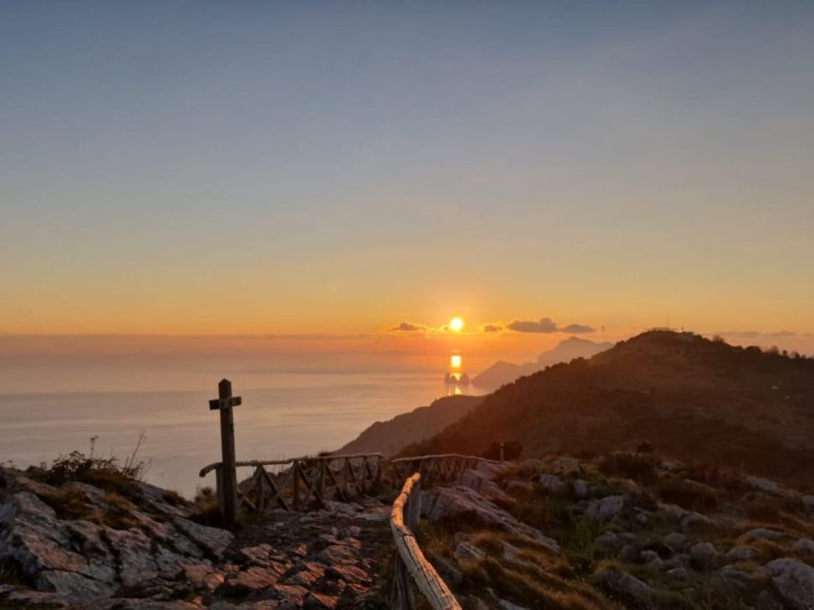 576717c5-87a5-4e3a-80cf-cf76b7bd420c